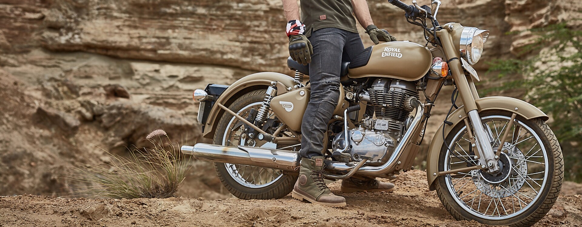 royal enfield desert storm spray paint
