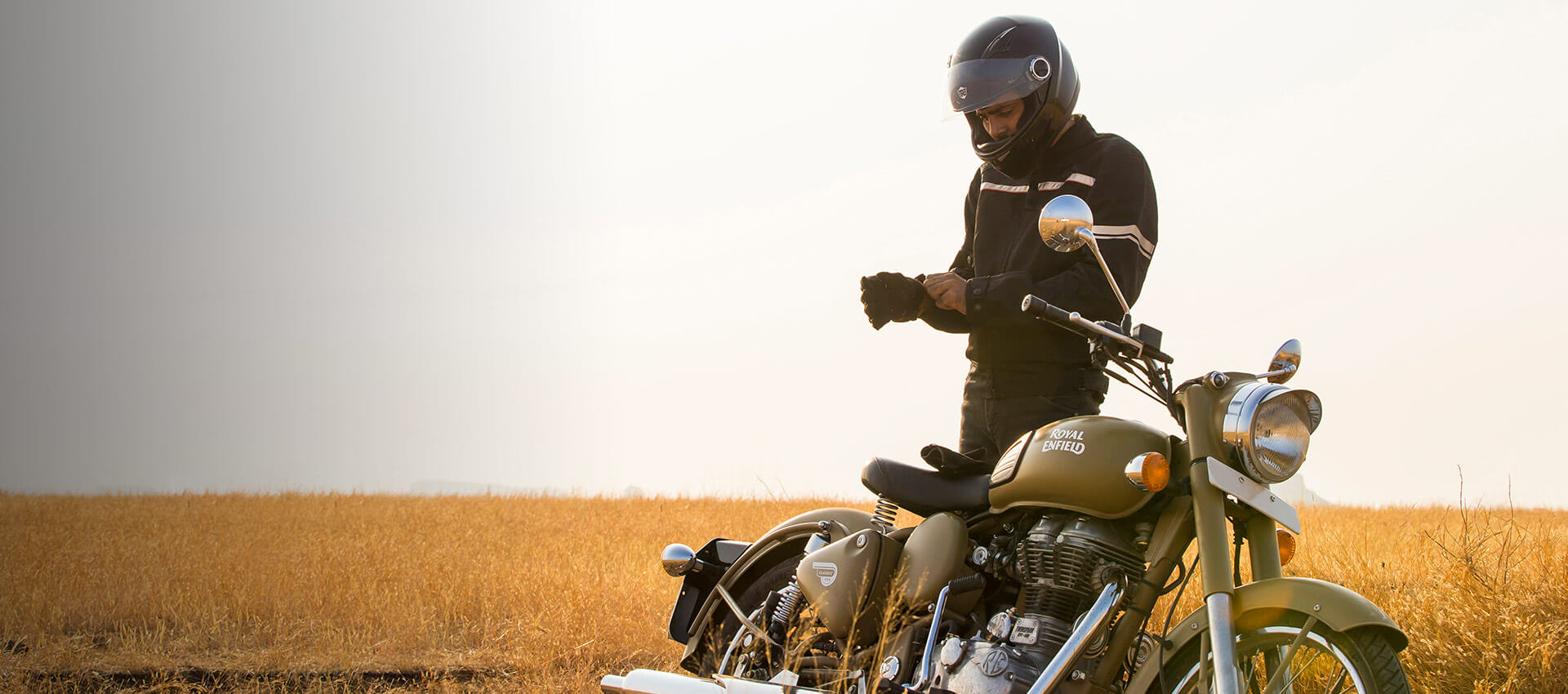 royal enfield desert storm spray paint