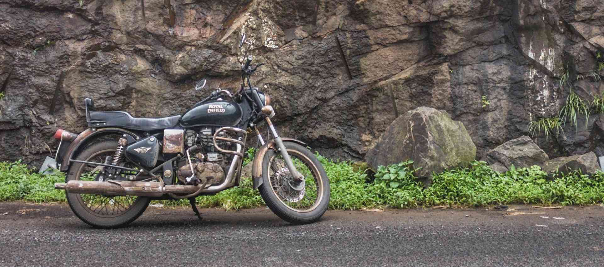 Bullet 350 ES