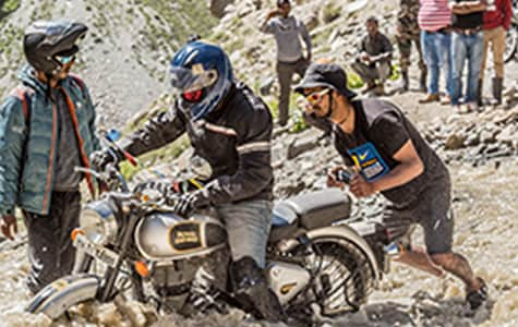 leh ladakh road trip royal enfield