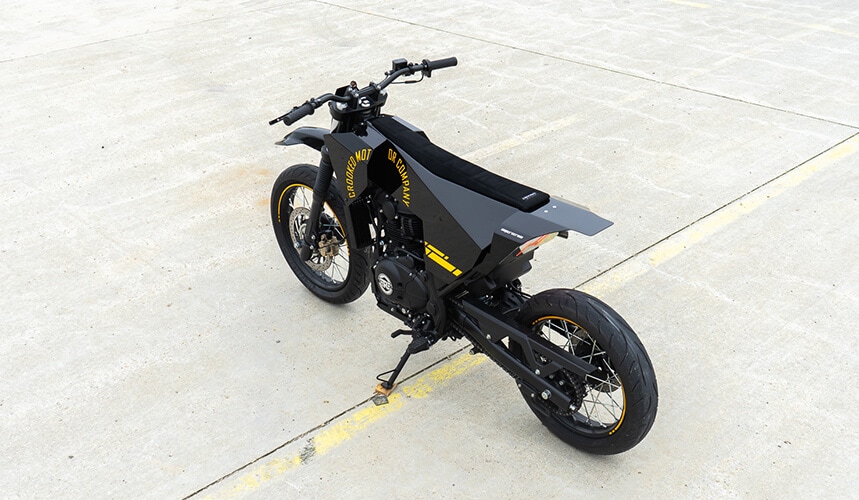 SuperScram by Crooked Motorcycles - Royal Enfield Scram 411 Custom Image 6