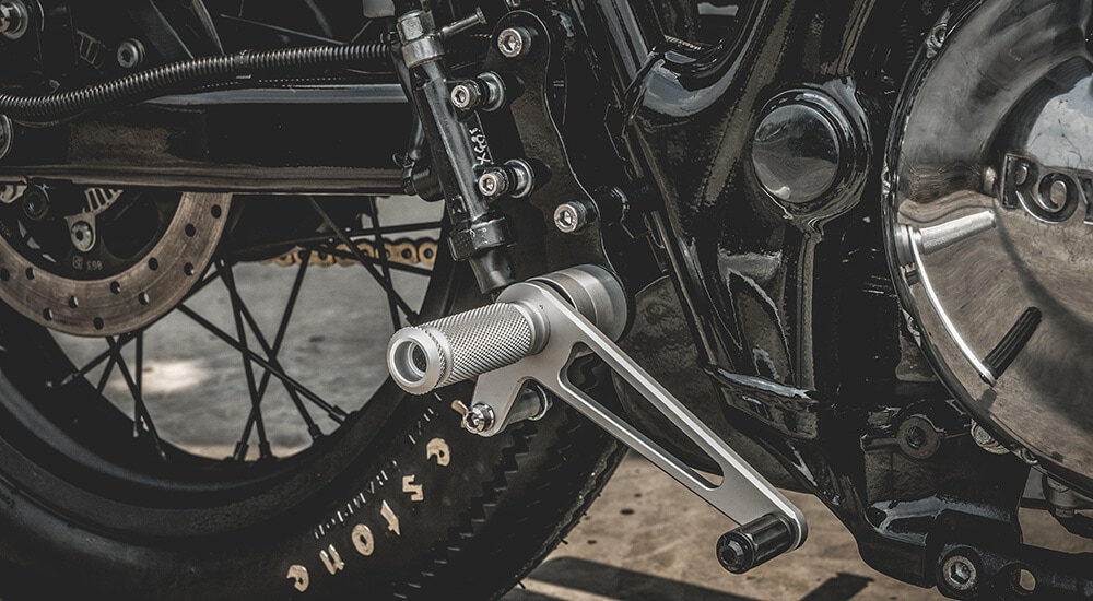 Zeus Basic Custom Custom World | Royal Enfield