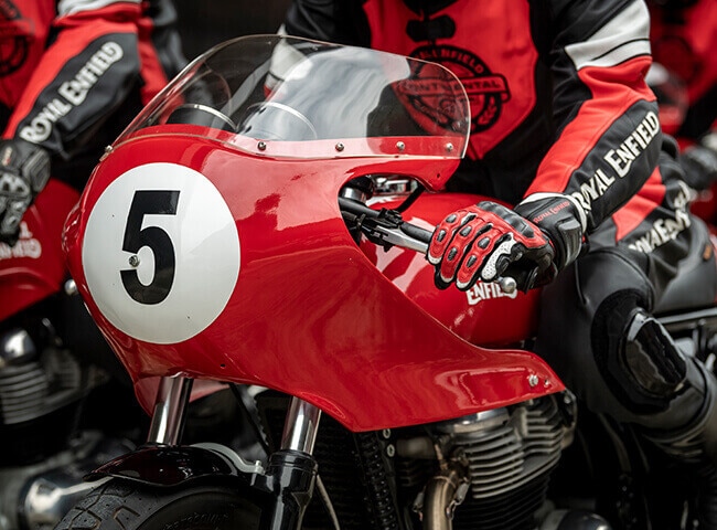 Putting the R in the GT-R650 Gallery