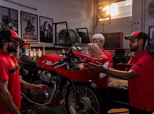 Putting the R in the GT-R650 Gallery