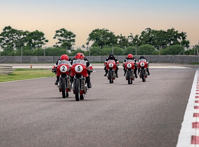 Putting the R in the GT-R650 Gallery