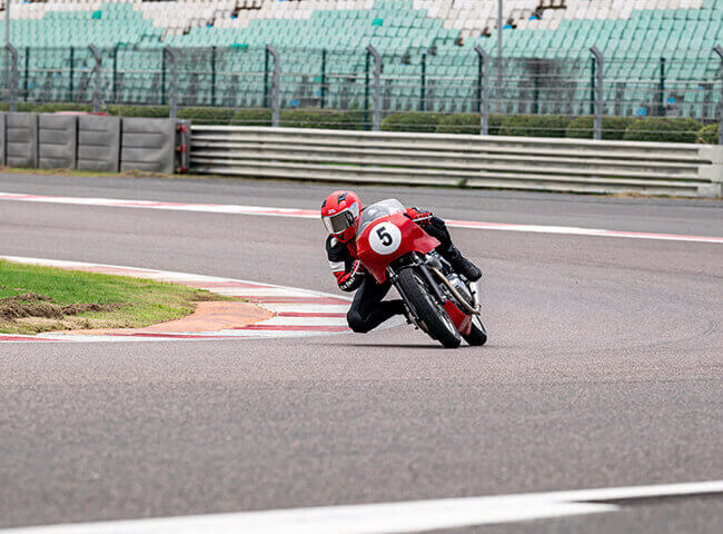 Putting the R in the GT-R650 Gallery