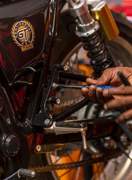 Footpegs