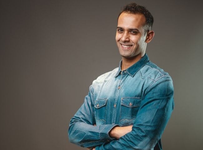 Moto-Vlogging and Photography for Riders | Facilitated by Srinivas Ganesh Moto-Vlogging and Photography for Riders | Facilitated by Srinivas Ganesh