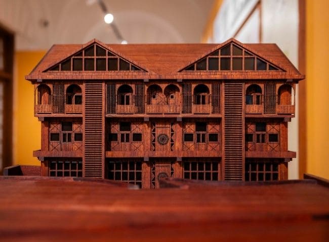 Spotlight: Pit Stop Babeli | By Rahul Bhushan