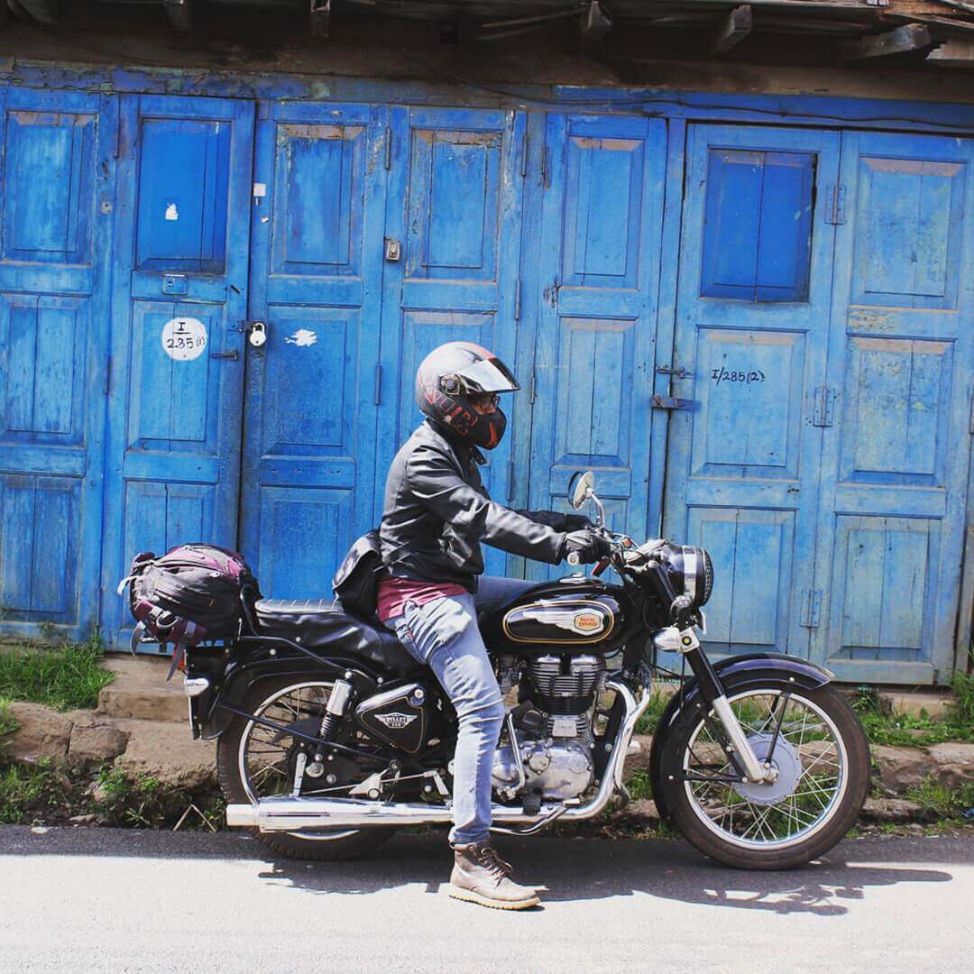 Classic 500 Colours Specifications Reviews Gallery Royal Enfield