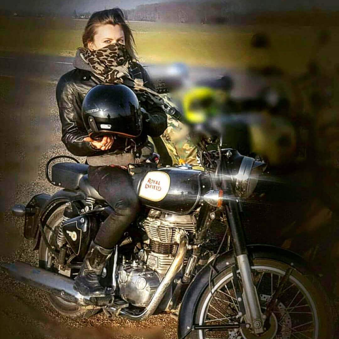 Classic 500 Colours Specifications Reviews Gallery Royal Enfield