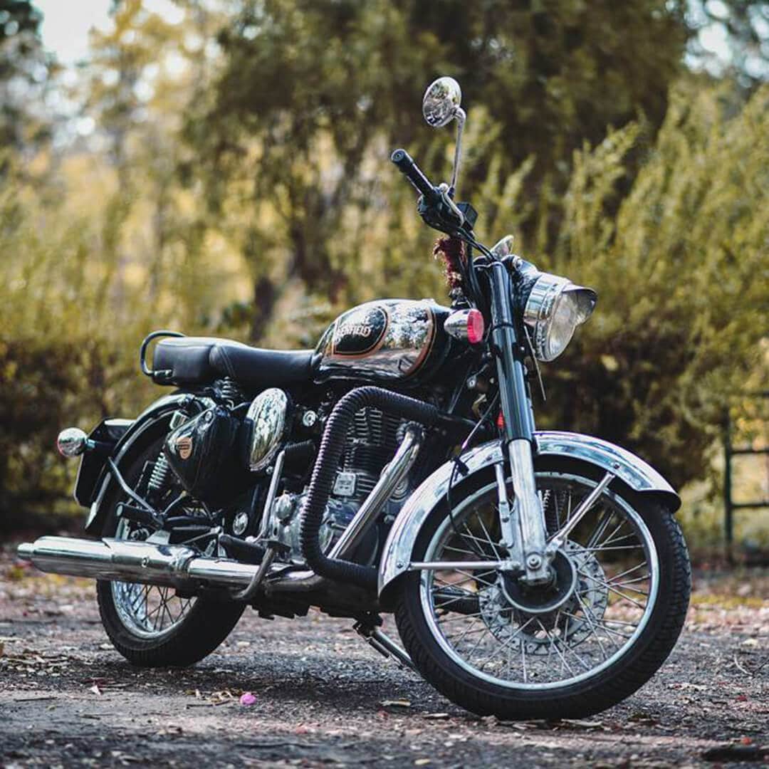 Classic 500 Chrome - Colours, Specification, Reviews, Gallery
