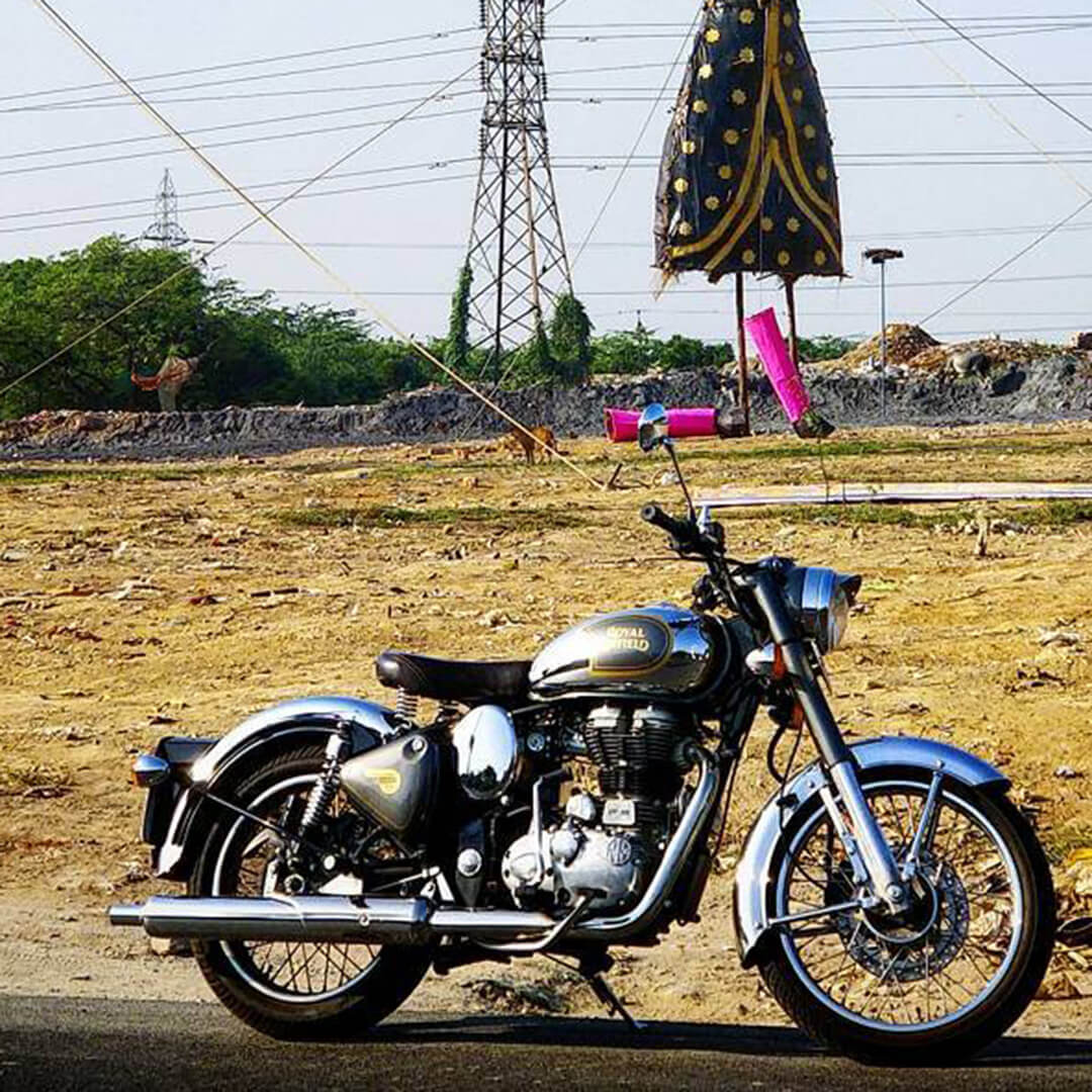 Classic 500 Chrome - Colours, Specification, Reviews, Gallery