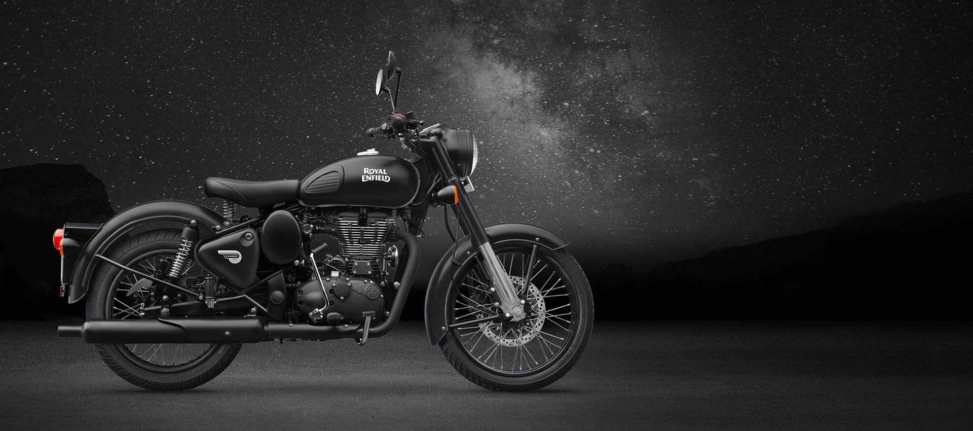 Classic 500 Stealth Black - Colours, Specifications, Reviews 