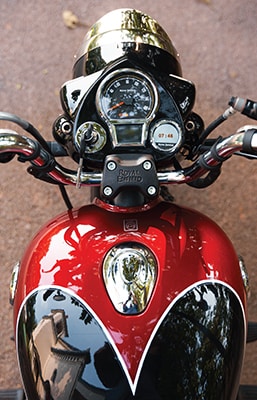 Goan Classic 350 Gallery Images