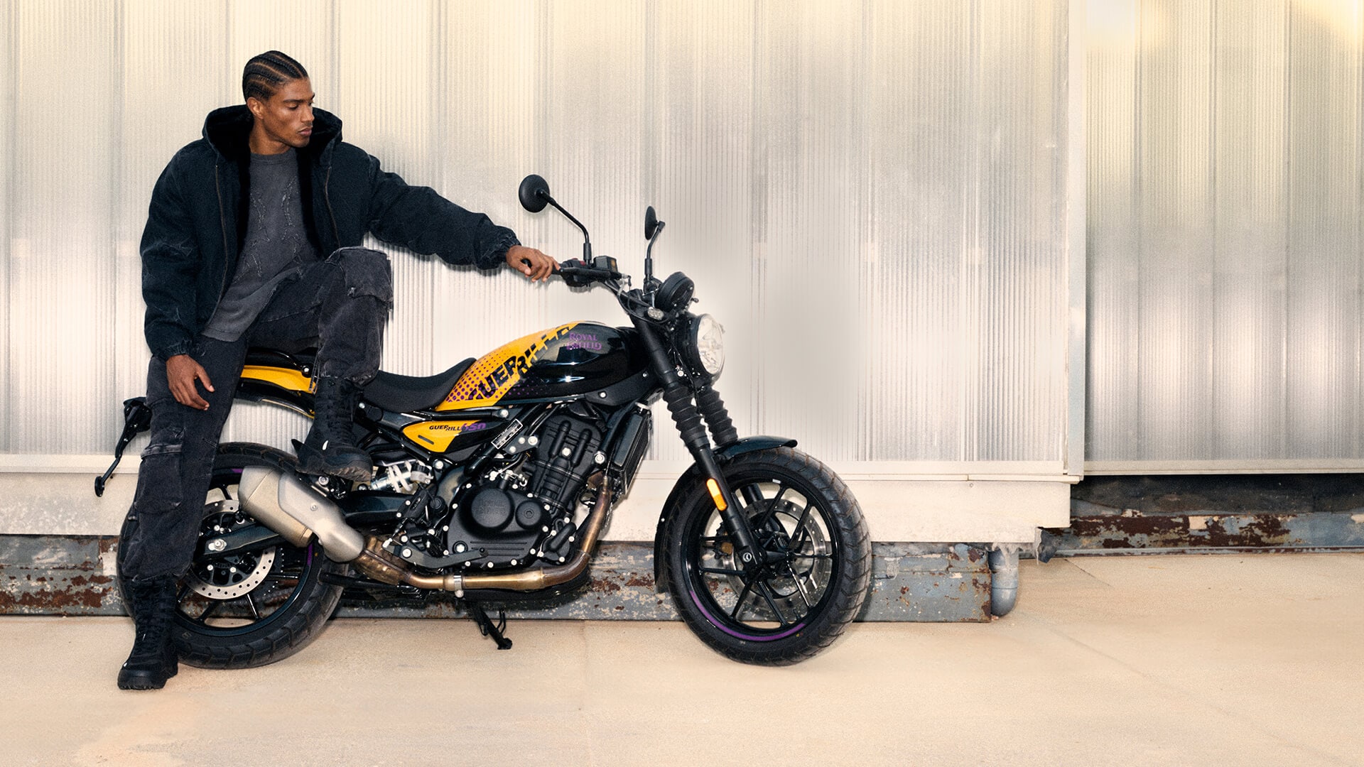 Hanya Klasik? Royal Enfield Guerrilla 450 Bisa Jadi Pilihan Harian yang Menyenangkan