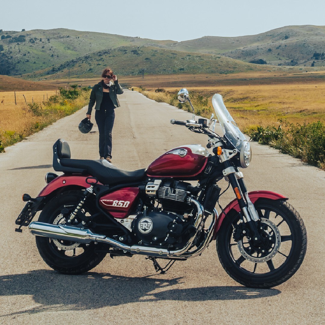 Royal Enfield Super Meteor 650