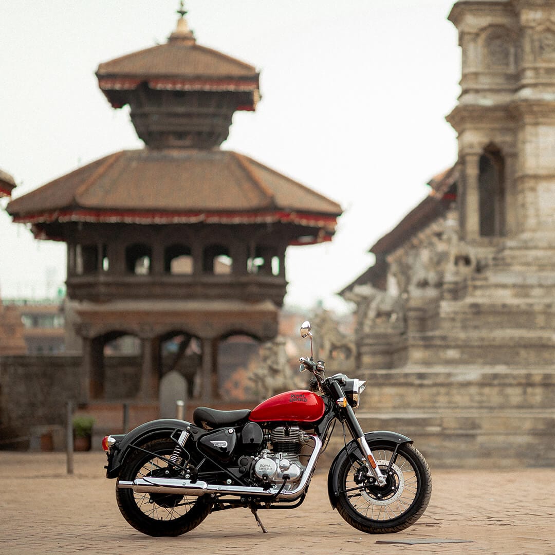 Royal Enfield Classic 350 Bike - Redditch Red