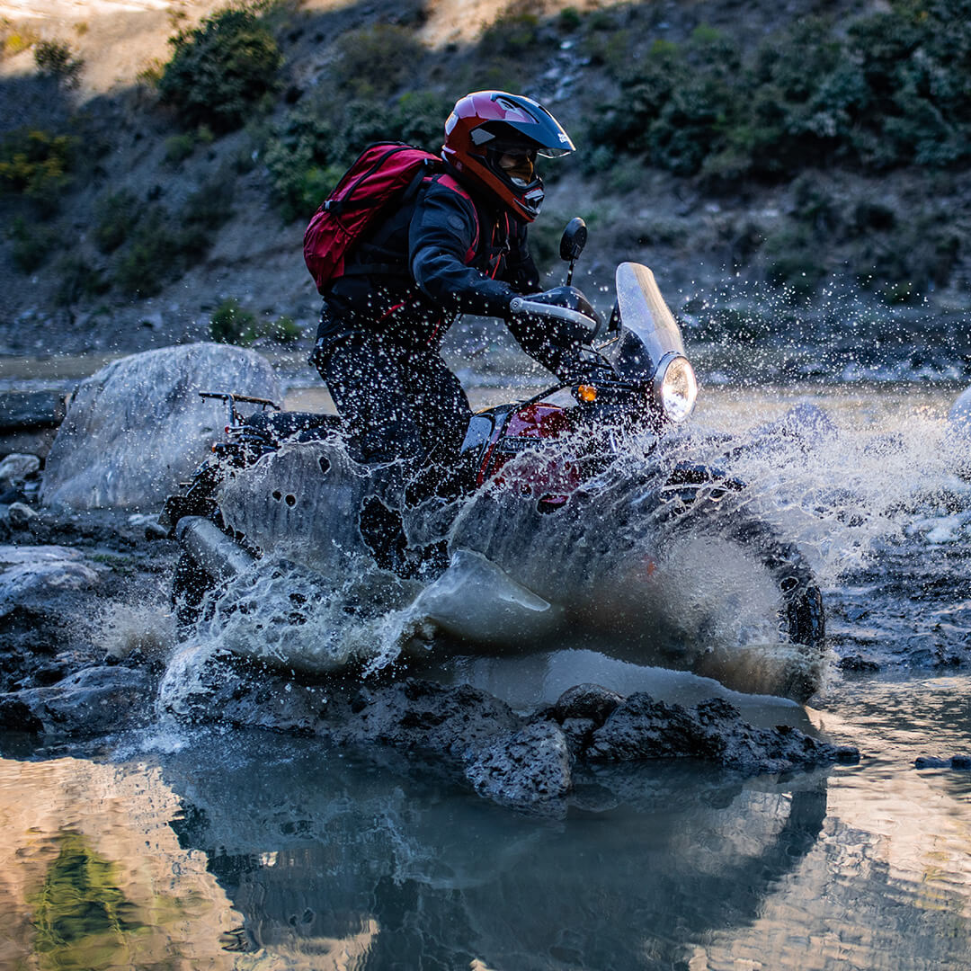 himalayan 410 adventurer