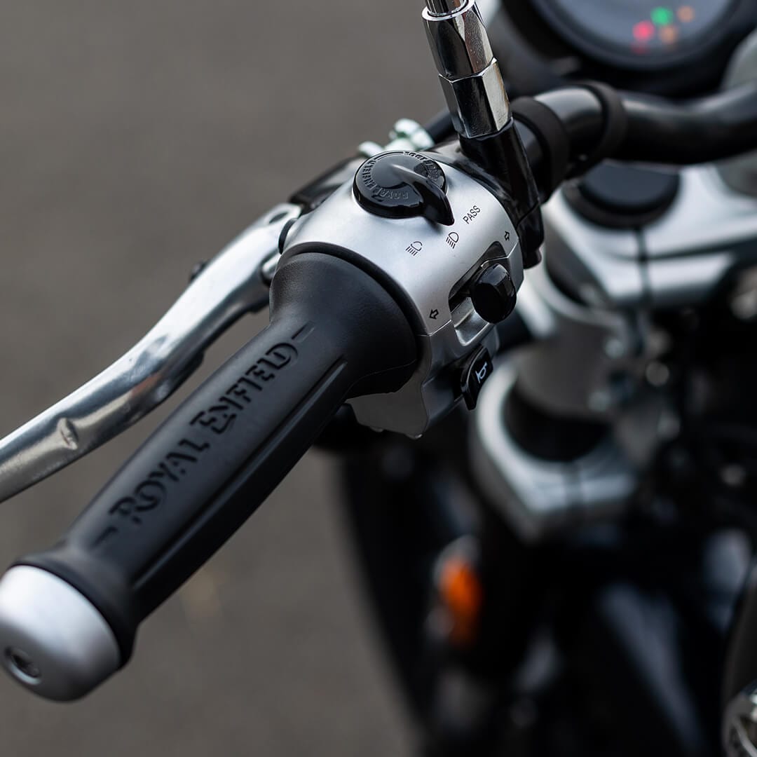 Super Meteor 650 Gallery