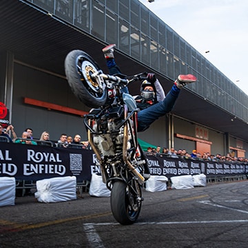 Interceptor 650 - Freestyle Stunt Bike
