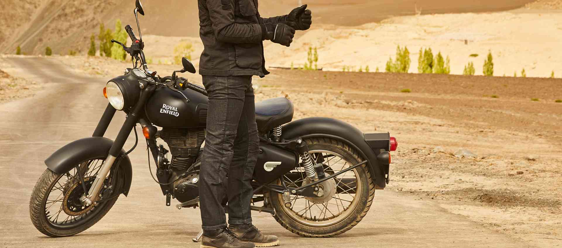 Classic 500 Stealth Black Colours, Specifications, Reviews, Gallery Royal Enfield