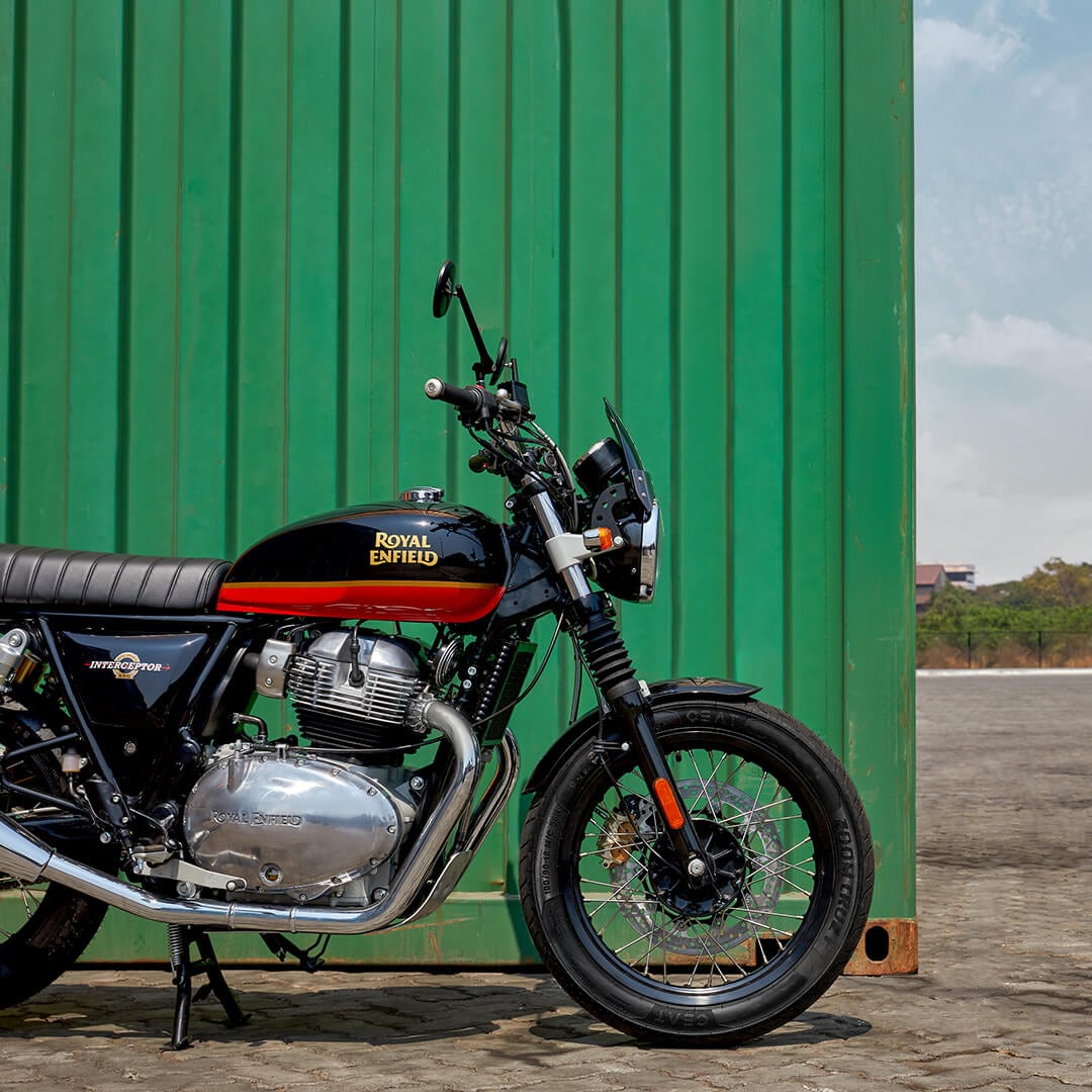 Ben nâng xe royal enfield interceptor 650